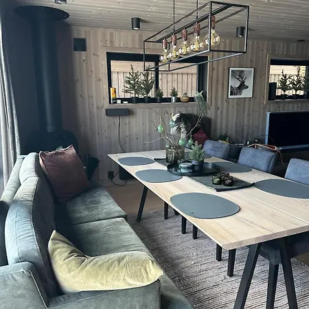 In And Out In The Middle Of The Slopes Fåvang