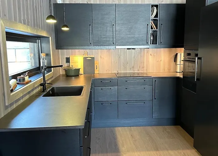 度假居 In And Out In The Middle Of The Slopes