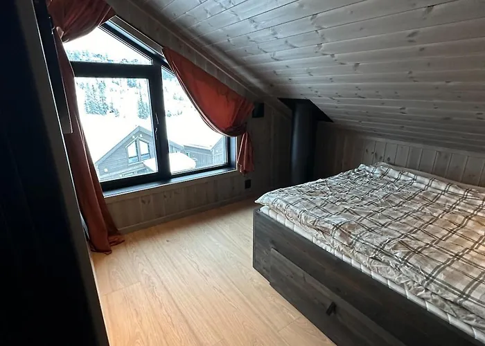 度假居 In And Out In The Middle Of The Slopes Favang