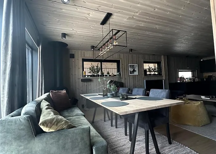 In And Out In The Middle Of The Slopes